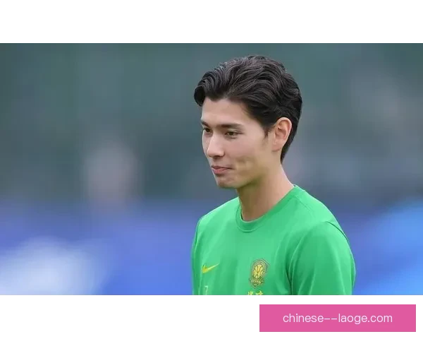 侯永永挪甲赛季大爆发荣膺MVP中国球员闪耀北欧足坛迎来新高度 侯永永挪甲赛季大爆发荣膺MVP中国球员闪耀北欧足坛迎来新高度